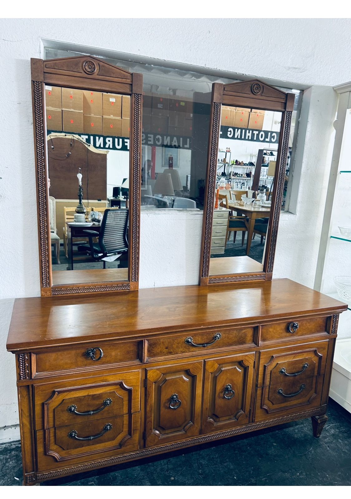 Solid Wood Dresser With Double Mirror 