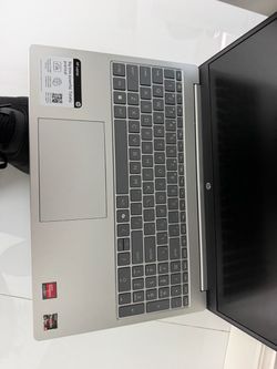 HP 15-fc0146dx Touchscreen Laptop – 8GB RAM, 512GB SSD