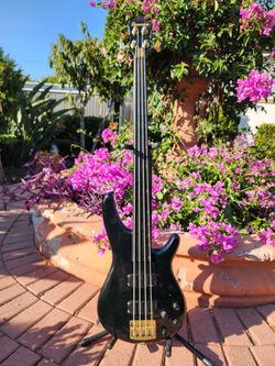 Rare Ibanez MC2940 4 String Fretless Bass Guitar