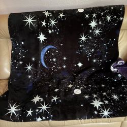 stars And Moon Throw Victoria’s Secrets