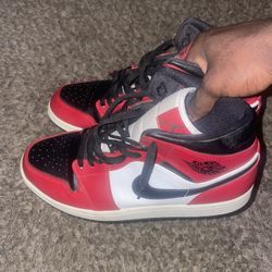 Jordan 1 Mid