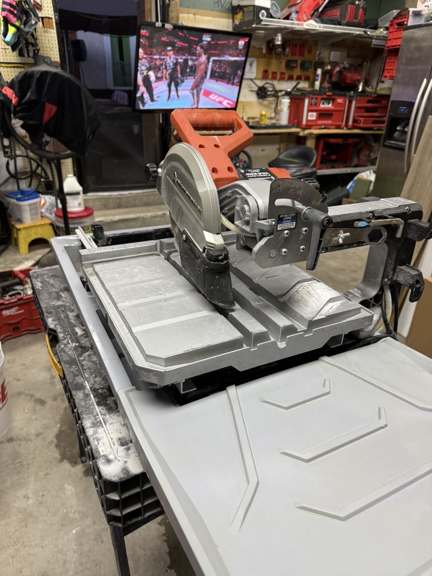 7” Diamondback Tile Saw