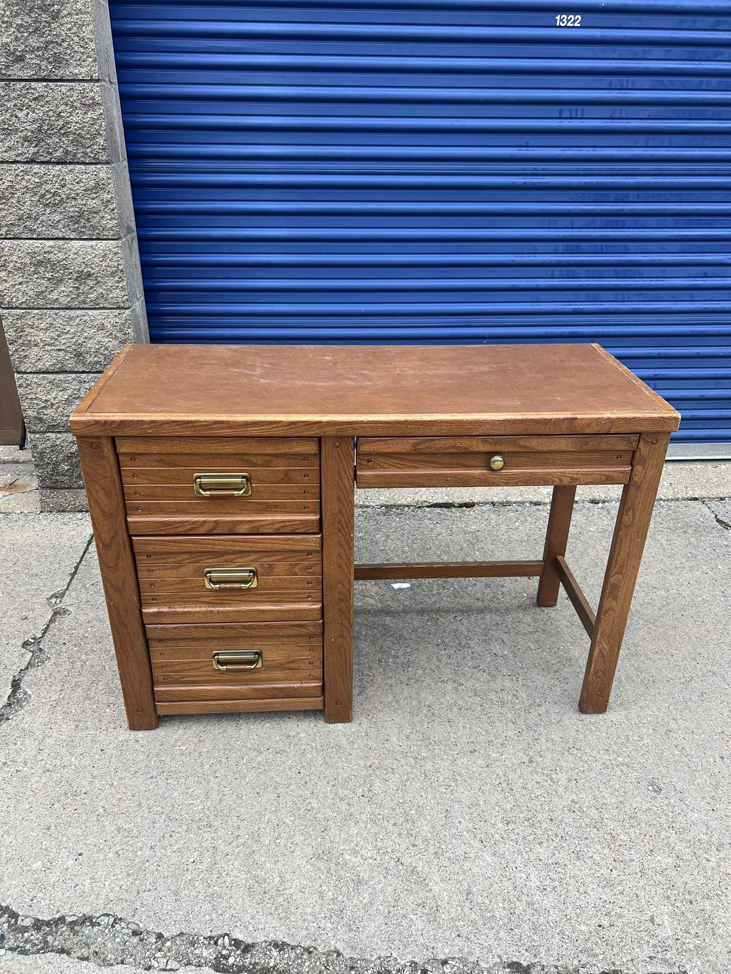 Stanley 4 drawer desk/vanity 