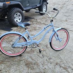 Malibu 24" Bicycle Like New 