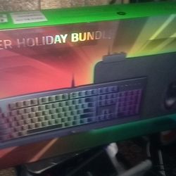 RAZER HOLIDAY BUNDLE 2018