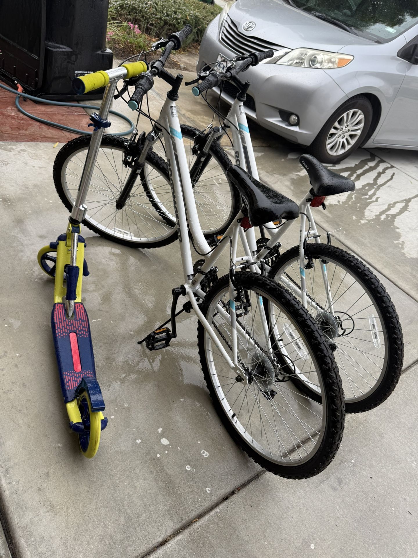 2 bicycle plus one scooter