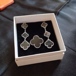 Beautiful Van Cleef Silver Sterling Earrings 