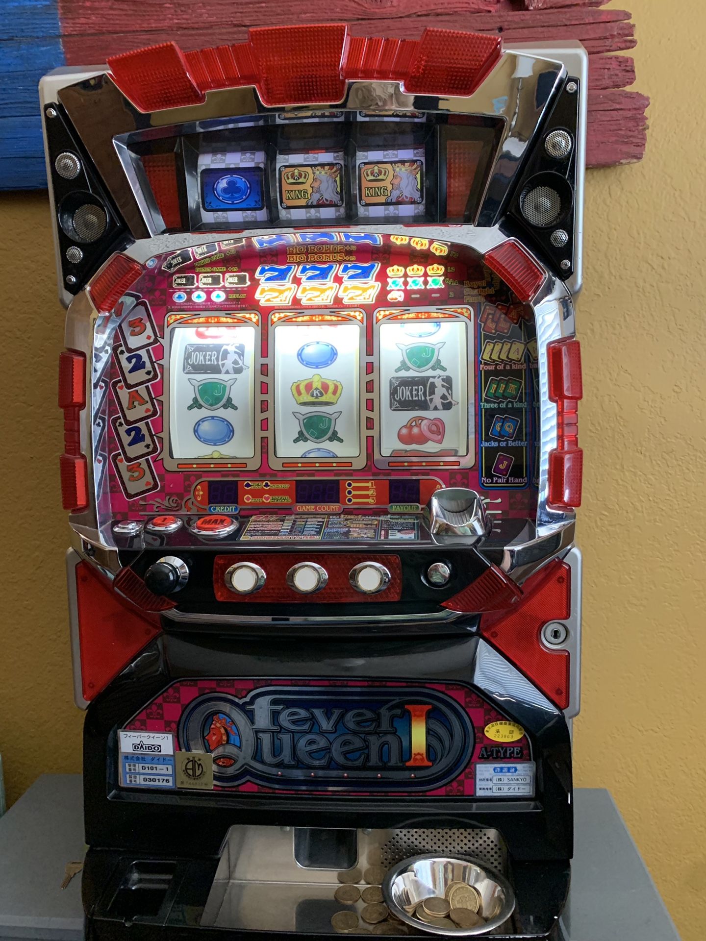 Fever Queen Japanese Pachislo Slot Machine for Sale in Lubbock, TX