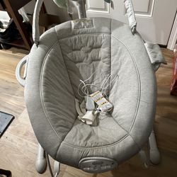 Graco DuetSoothe Swing and Rocker