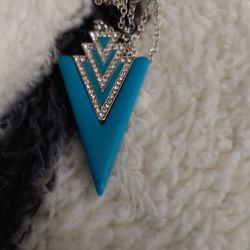 New. Necklace - Teal Blue With Faux Diamonds.