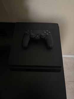 Sony PlayStation 4 Console with Controller