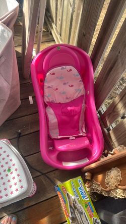 Baby bathtub