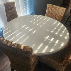 Pedestal Dining Table With Leaf