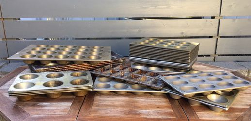 Cupcake & Muffin Pans for sale