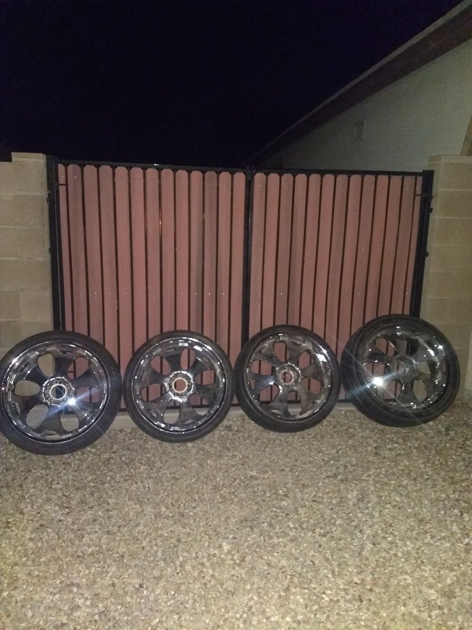 24x10 Chrome Wheels Velocity 780