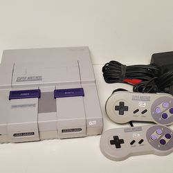 Super Nintendo With 2 Controllers