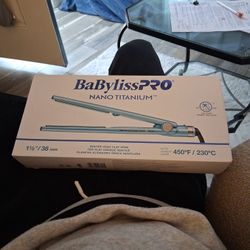 Babyliss Pro Nano Titanium Straightner