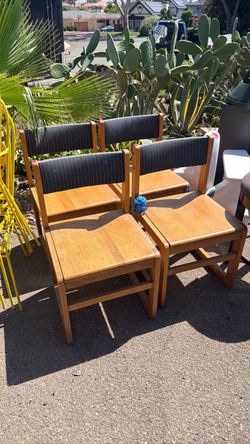 4 ‘chairs mid century
