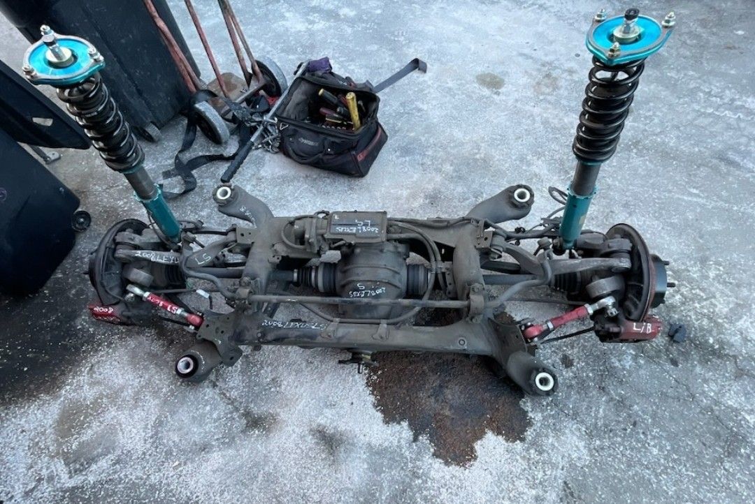 07/10/11 Lexus LS460 Rear Suspension Right Side $400 Left $400 Subframe ...