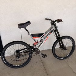 Vintage Turner DHR Downhill MTB - Classic American-Made DH