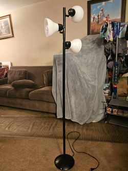 Black Floor Lamp