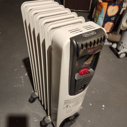 DeLonghi  Oil Filled Electric Heater