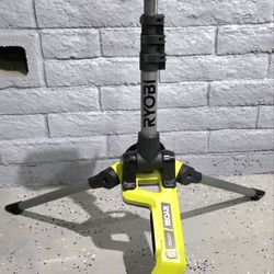 Ryobi 18V Tripod Light