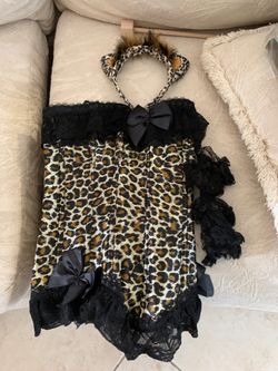 HALLOWEEN Sexy Pussy Cat