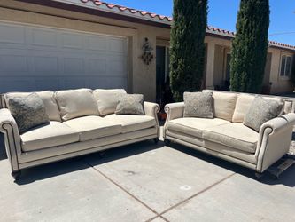Bernhardt Sofa & Loveseat W/ Black Nailhead!