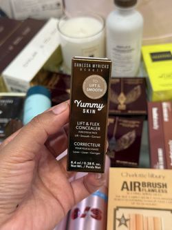 Danessa myricks YUMMY SKIN LIFT & FLEX CONCEALER🤎