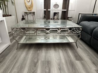 Beautiful Center Glass Table ..$150