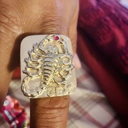My I Want To Sell Some Of My Custom Gold Men’s Rings