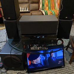 Yamaha RX-V577 is a 7.2-channel network AV receiver (approx. 80W-115W per channel) featuring built-in Wi-Fi, Apple AirPlay, and 4K Ultra HD