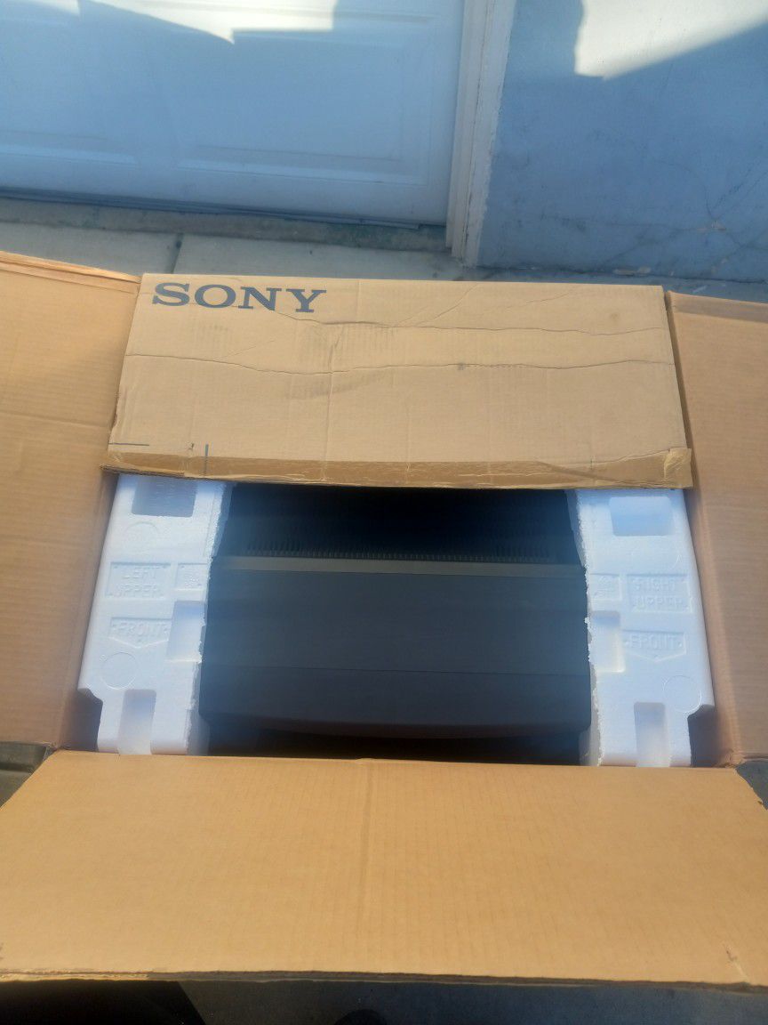 TV Sony Trinitron 20 Inch
