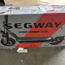 Segway F3 electric scooter 44 mile range and 20mph w/10” self sealing tubeless 