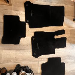 2021 GLC 300 Original Foor Mats