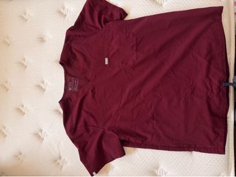 Figs burgundy scrub top size xl