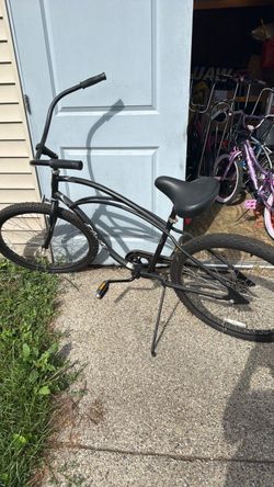 Black Beach Cruiser Bicycle