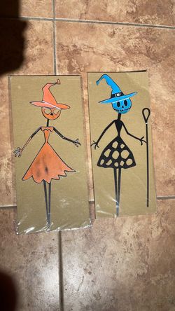 New Set of 2 metal cartoon witches