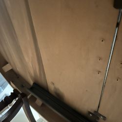 Table And Chairs With Extra Leafs 