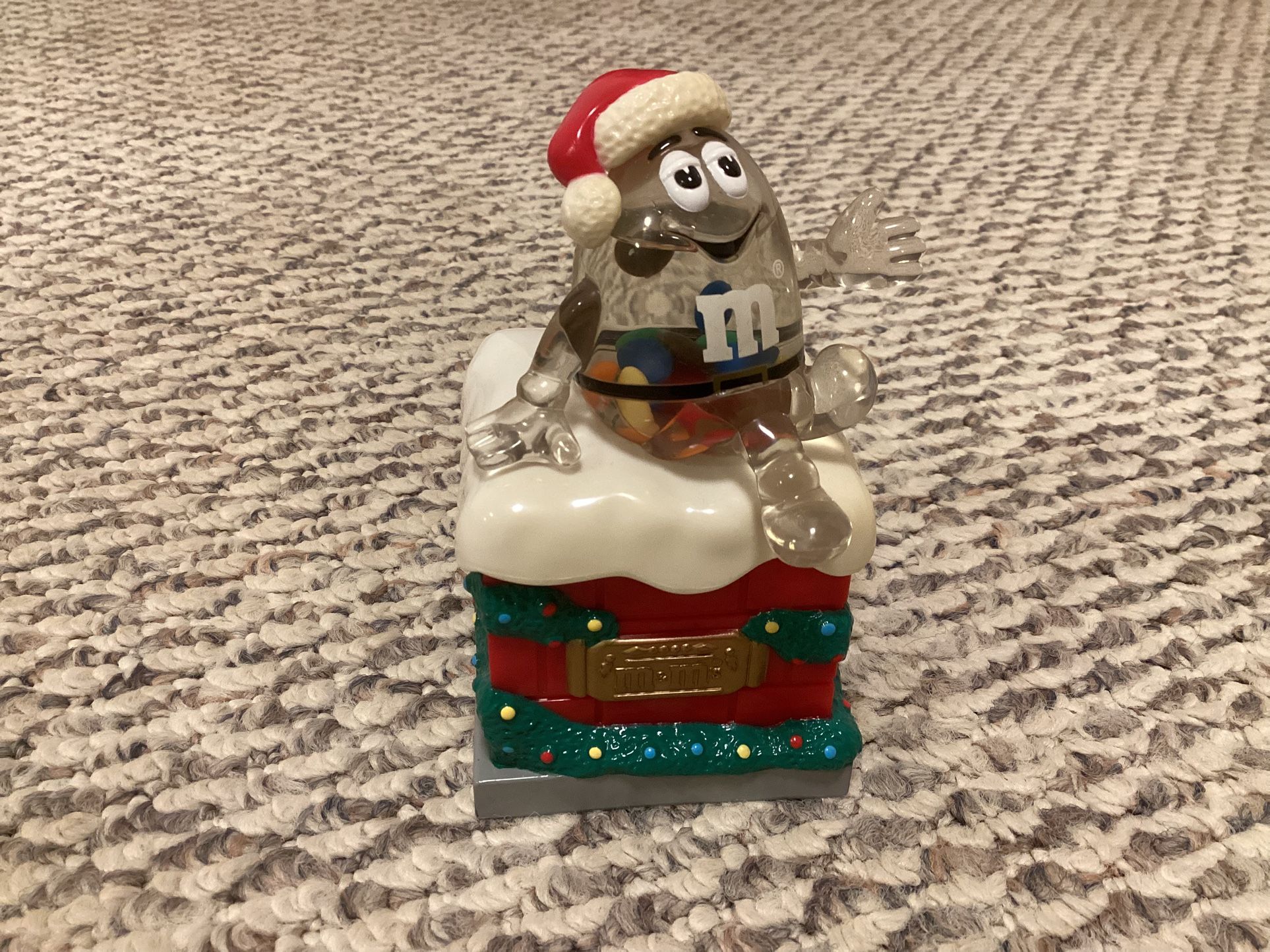 M&M Santa Snow Globe Box