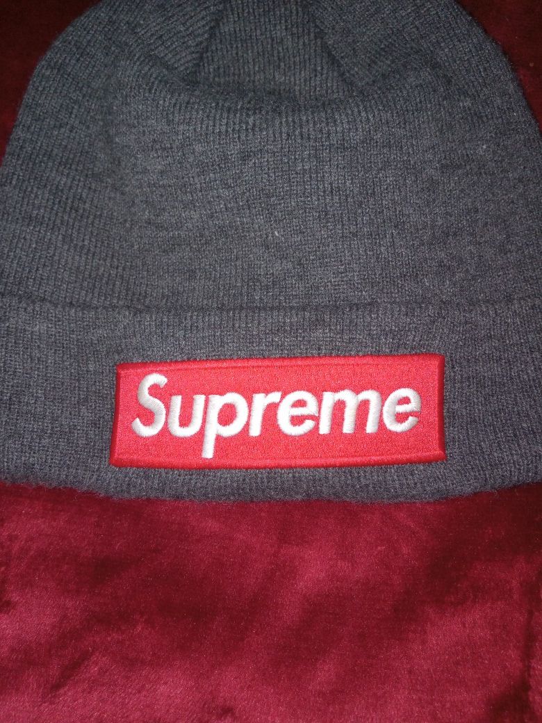 Supreme Charcoal Box Logo Beanie 