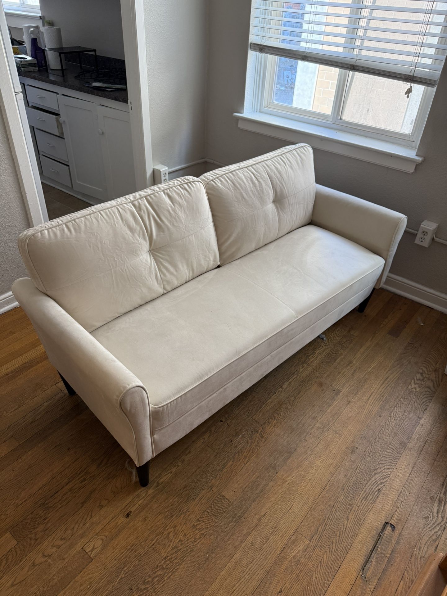 White Couch (like New)