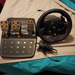 Logitech G923 Racing Wheel And Pedals