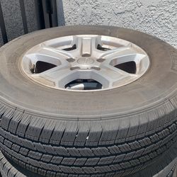 2021 Jeep Wrangler Stock Wheels And Tires.