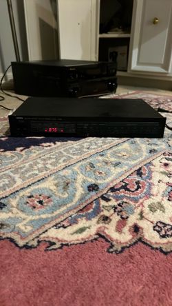 Yamaha AM/FM Radio Stereo Tuner Model T-1020 Natural Sound Series Black- USED