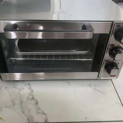 4-Slice Stainless Steel Toaster Oven & Pizza Maker Auto-shut-off Hamilton Beach