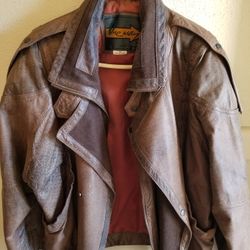 VINTAGE MENS LEATHER BOMBER JACKET