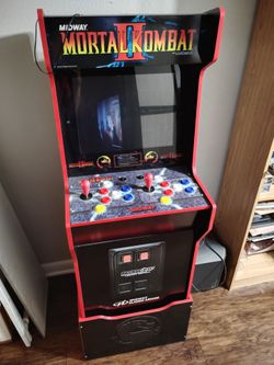 🎮 Arcade1Up Midway Legacy Edition (Mortal Kombat II) – 12-in-1 with Matching Riser