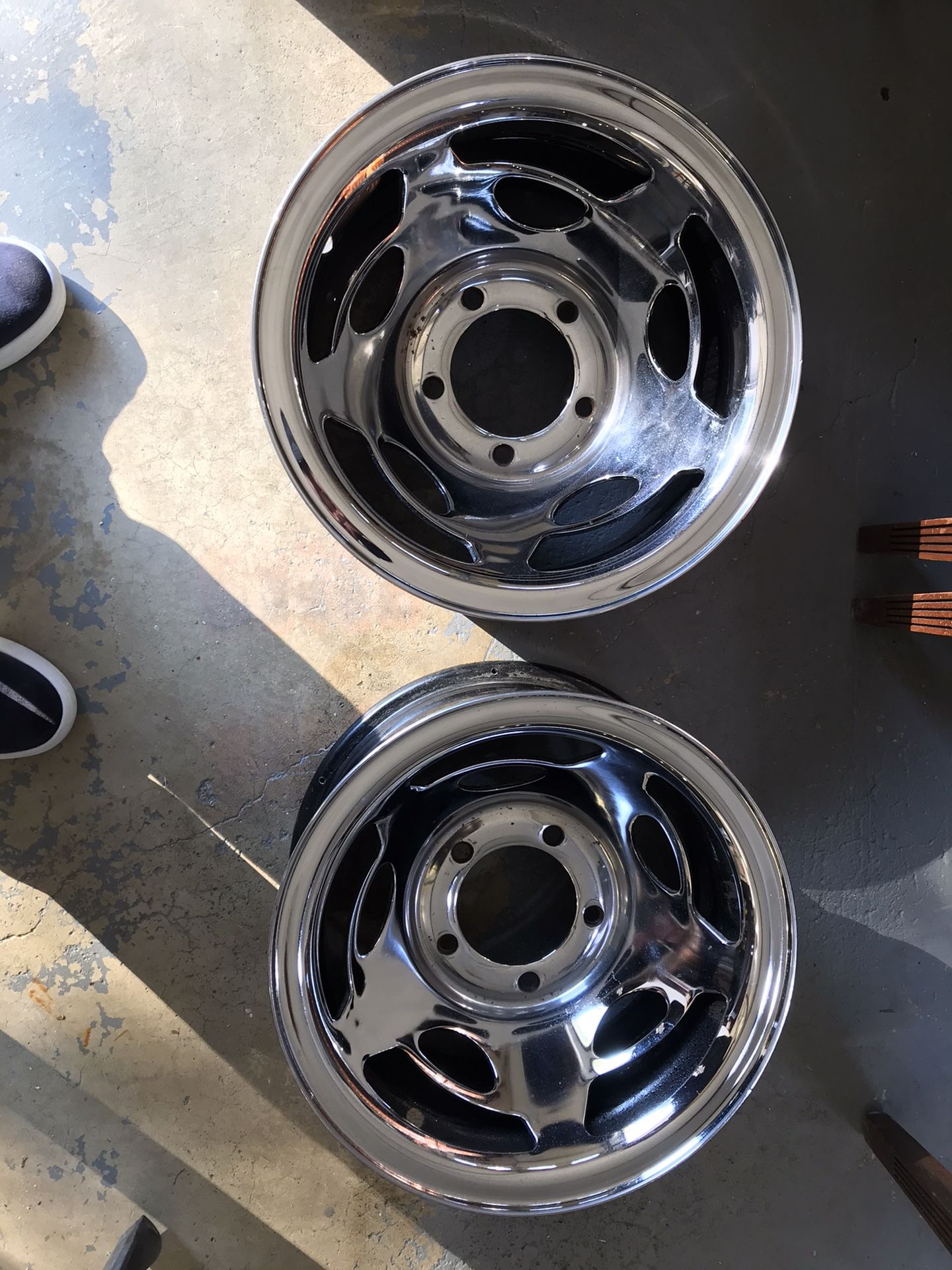 Selling 2- 15x9 Rims Lug pattern is 5 on 5.5